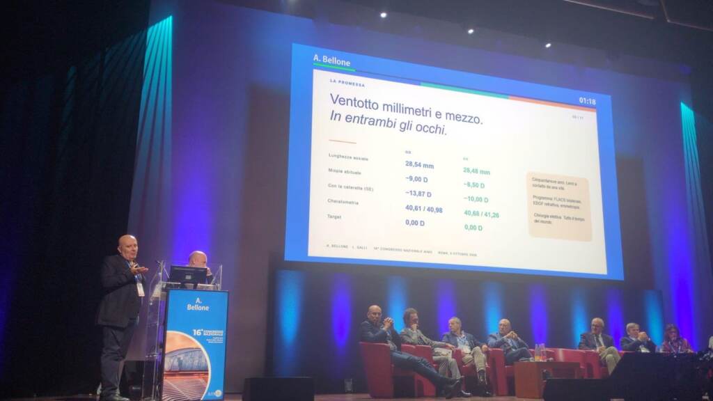 Il Dott. Alberto Bellone illustra i dati del caso clinico durante la relazione al 16° Congresso Nazionale AIMO di Roma